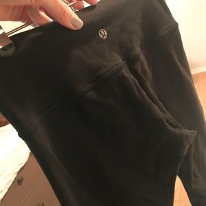 Lululemon Wunder Under Cropped Leggings